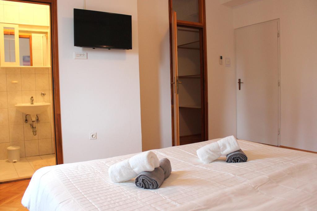 Apartment & Room'S Anni Zadar Exteriör bild