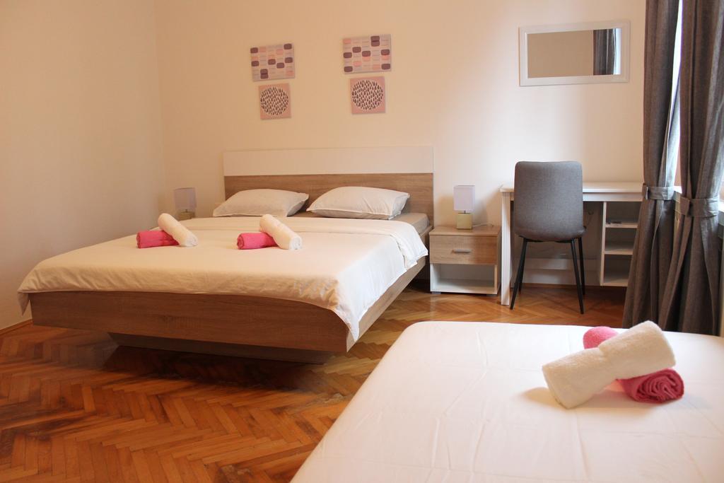 Apartment & Room'S Anni Zadar Exteriör bild