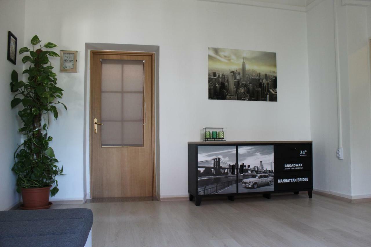 Apartment & Room'S Anni Zadar Exteriör bild